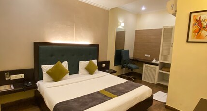 Status Business Hotel The Mall Room Type - Executive Room Status Business Hotel The Mall Room Type - Executive Room