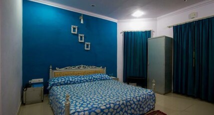 Hotel Udai Garh ( Only For Family and Couple's ) Room Type - Deluxe Room
