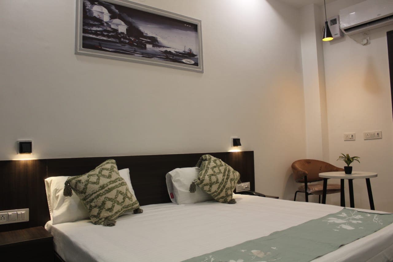 Hotel Peepal tree - Tap to explore photos