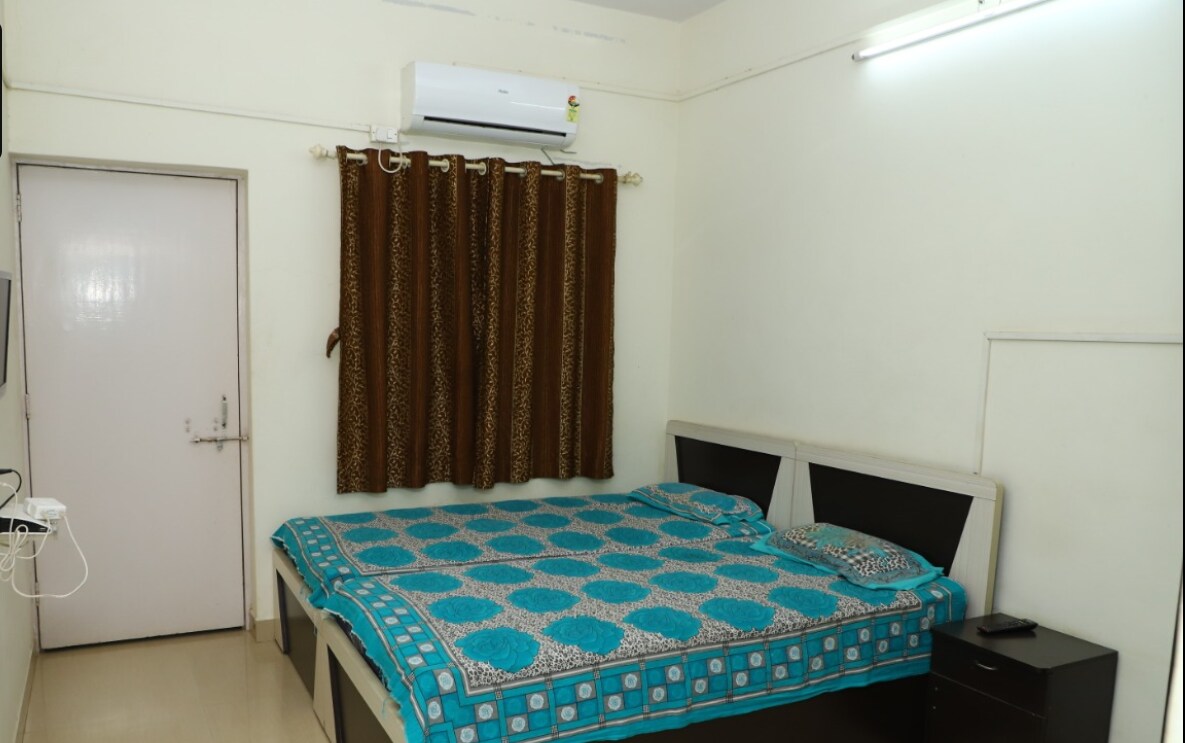 Sarthak Lodge - Tap to explore photos