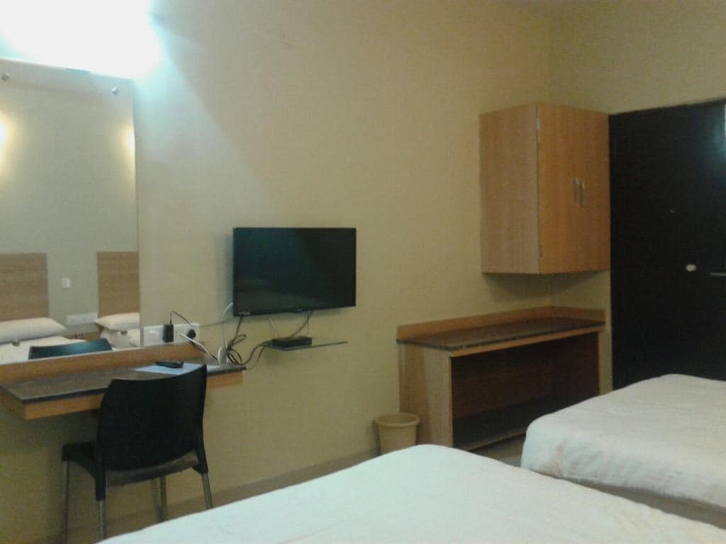 HOTEL B M SHREE RESIDENCY-Tiptur - Tap to explore photos