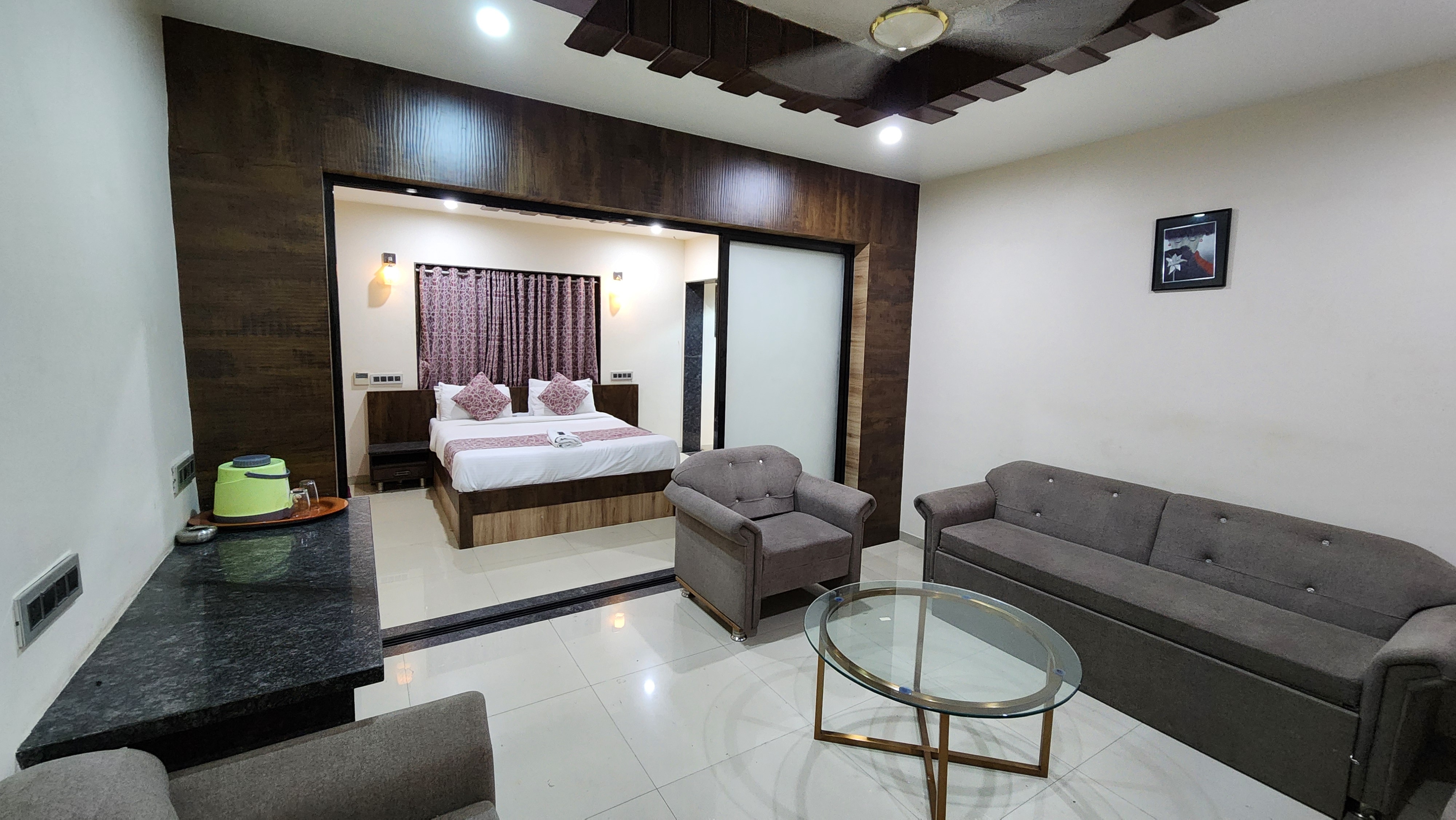 Hotel Aishwarya - Tap to explore photos