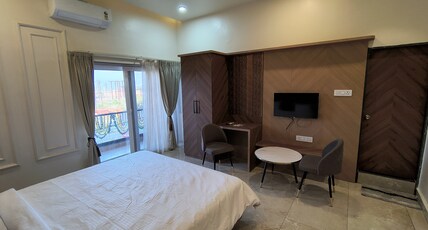 Hotel Katare Palace Room Type - Super deluxe room with city view