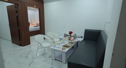 RAMA GRAND PALACE Room Type - Family Room