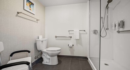 Hampton Inn Weston Ft. Lauderdale Room Type - 1K MB HEA ACC 3X5 SHW SFBD
