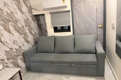 URBAN NEST 
A Cozy Studio 3 in The Heart of Jaipur