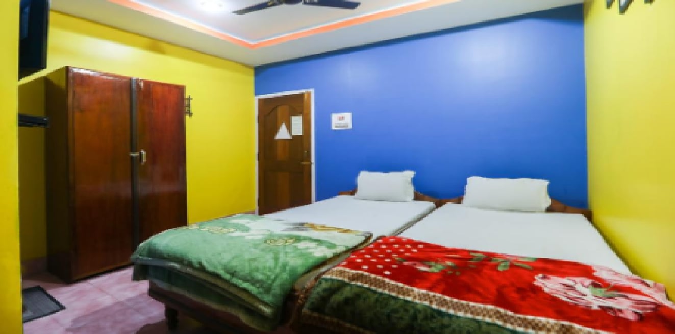 Darjeeling  Stay Inn - Tap to explore photos