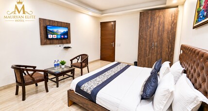 Mauryan Elite Hotel Qutab Minar Metro Station Room Type - Double Room with Balcony