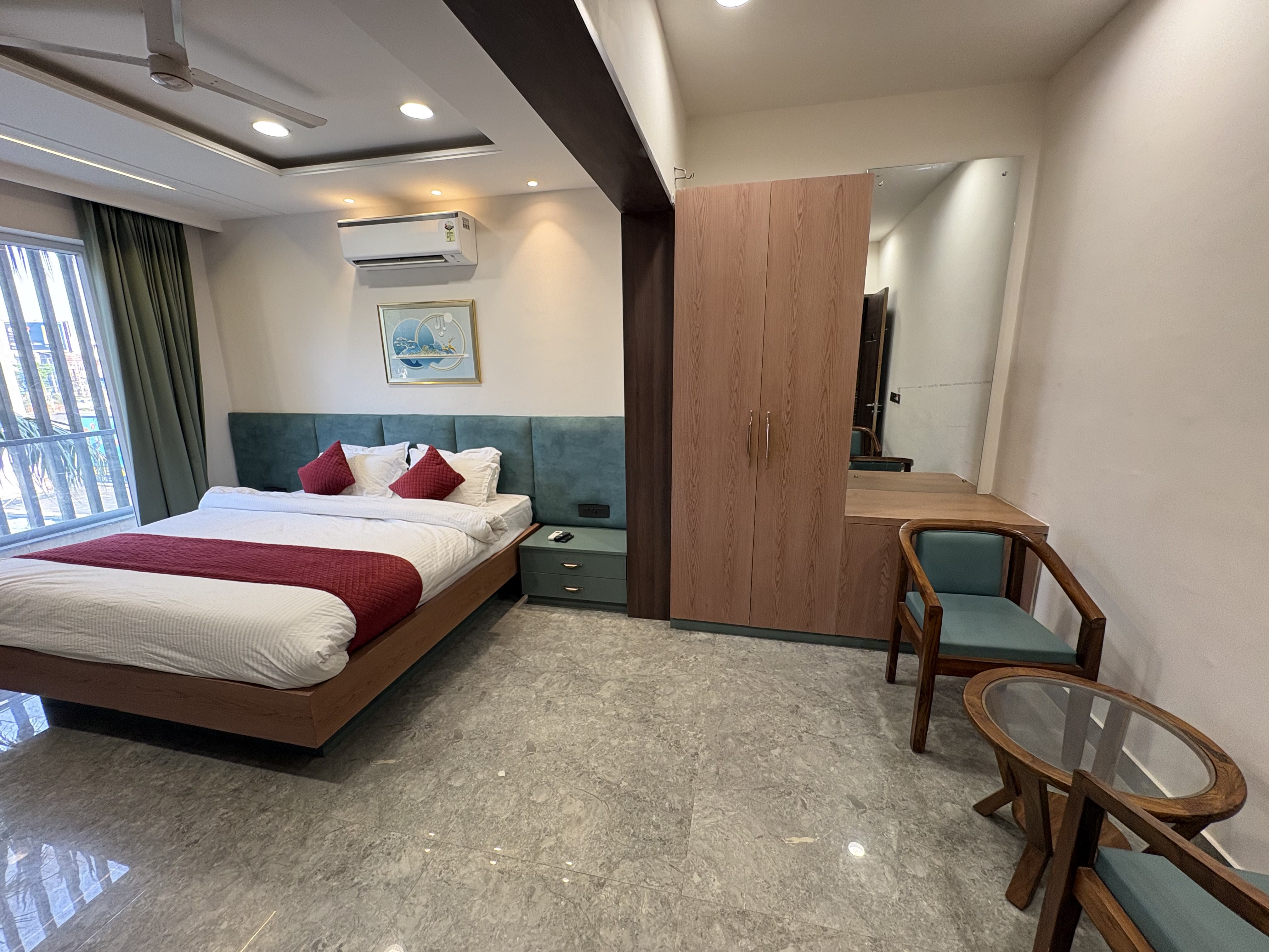 BELLAVENTO LUXURY STAY AND CELEBRATION - Tap to explore photos