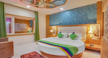 Treebo Royal Mirage, Bhoopatwala Room Type - Deluxe Room
