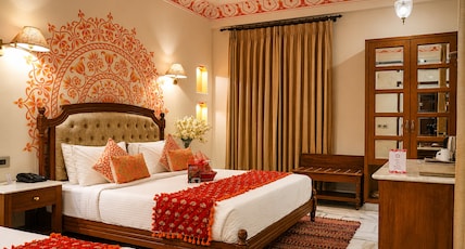 Laxmi Palace Heritage Boutique Hotel Room Type - ROYAL ROOM (Free Pick up on Arrival only from Train or Bus station - 08:00 am - 08:00 pm) Laxmi Palace Heritage Boutique Hotel Room Type - ROYAL ROOM (Free Pick up on Arrival only from Train or Bus station - 08:00 am - 08:00 pm)