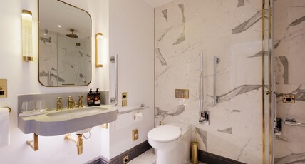 Hart Shoreditch Hotel London, Curio Collection by Hilton Room Type - QUEEN FAMILY ROOM