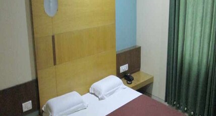 HOTEL KRISHNA & LODGING Room Type - Standard Room Ac