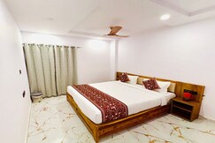 Photos of Hotel Shiva Darshanam Near Luxa
