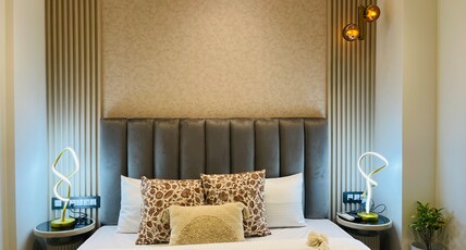 BedChambers Luxe Stay @Saket Room Type - Studio