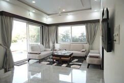 Moonlit Retreat Villa Lonavala