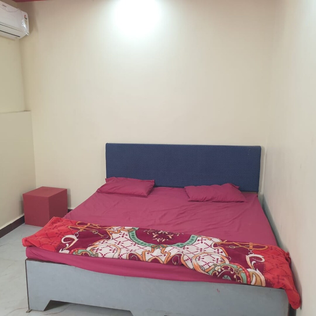 Lotus Hotel - Tap to explore photos