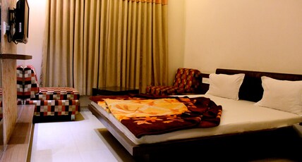 Hotel Rajmandir Room Type - Deluxe AC Room