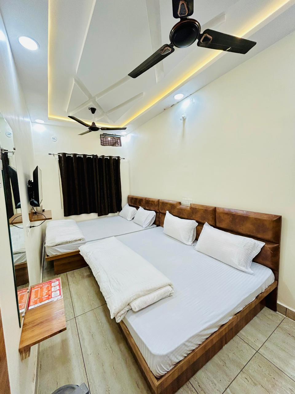 Hotel Shri Shambhu Palace NX - Tap to explore photos
