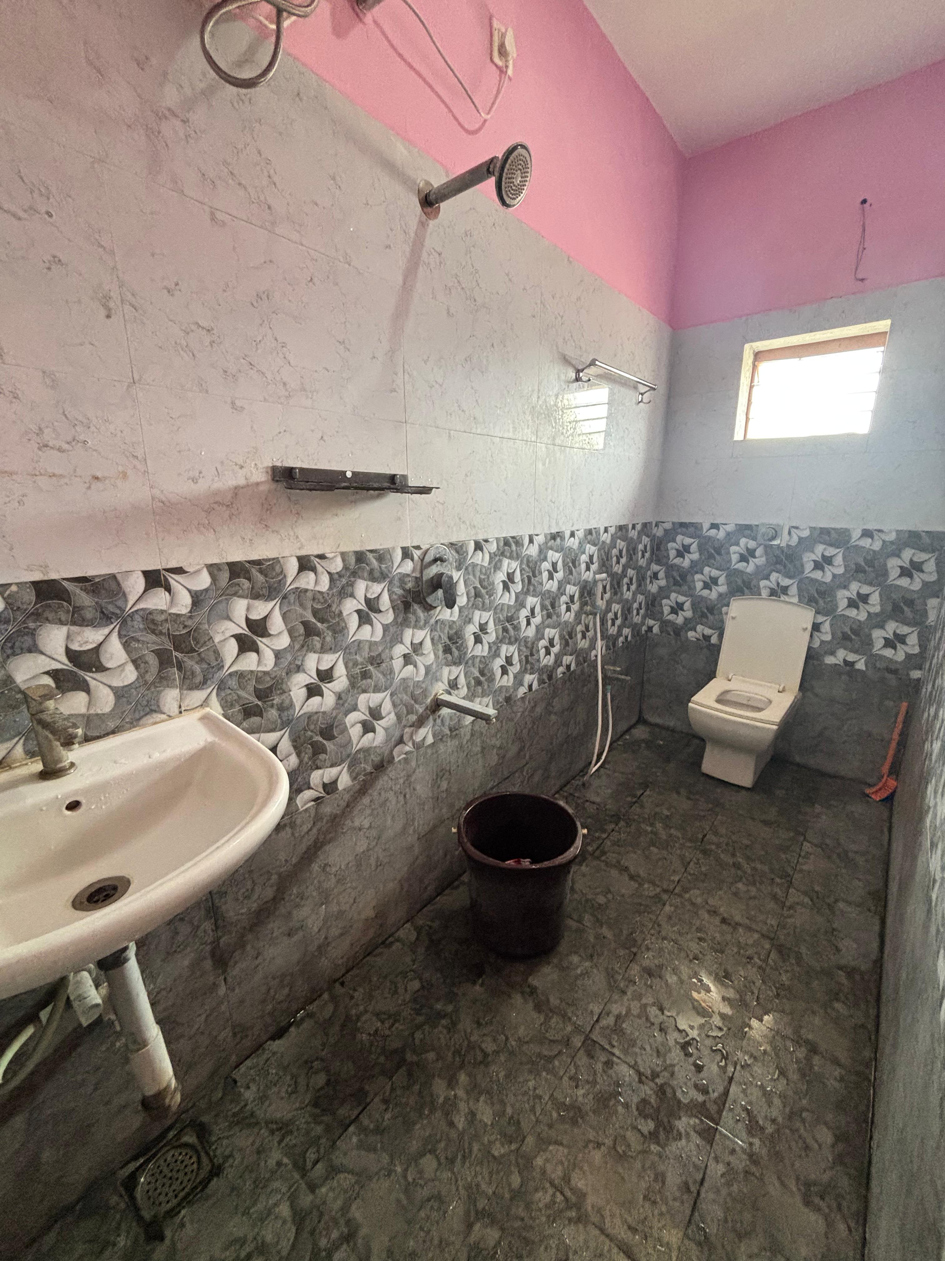 Murugan Homestay - Tap to explore photos