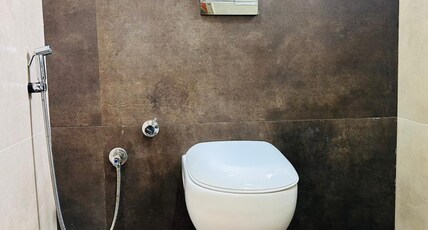 Season's Residency Room Type - Deluxe room