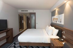 Hampton by Hilton Poznan Old Town