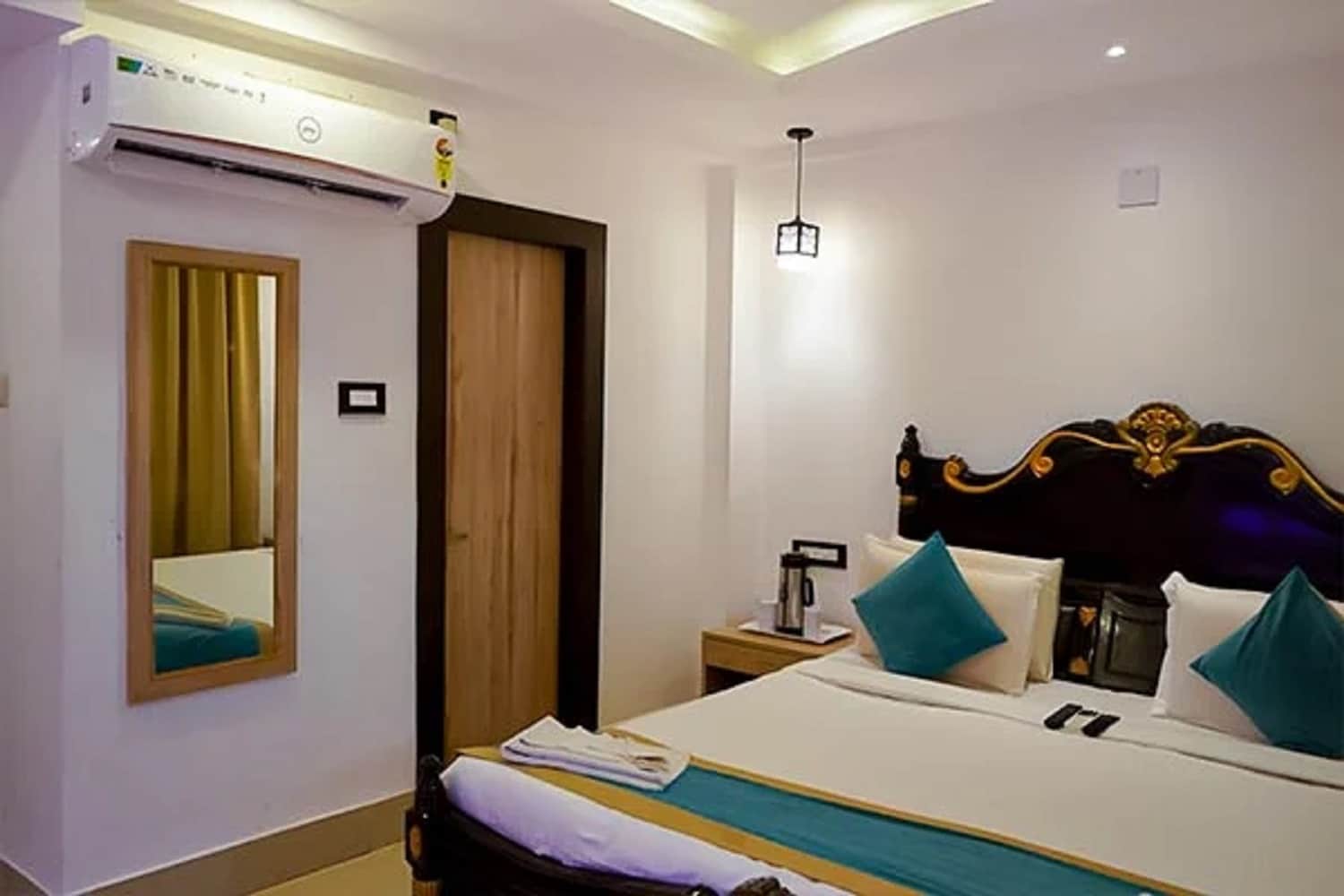 SHRI RADHA DAMODAR RESIDENCY - Tap to explore photos
