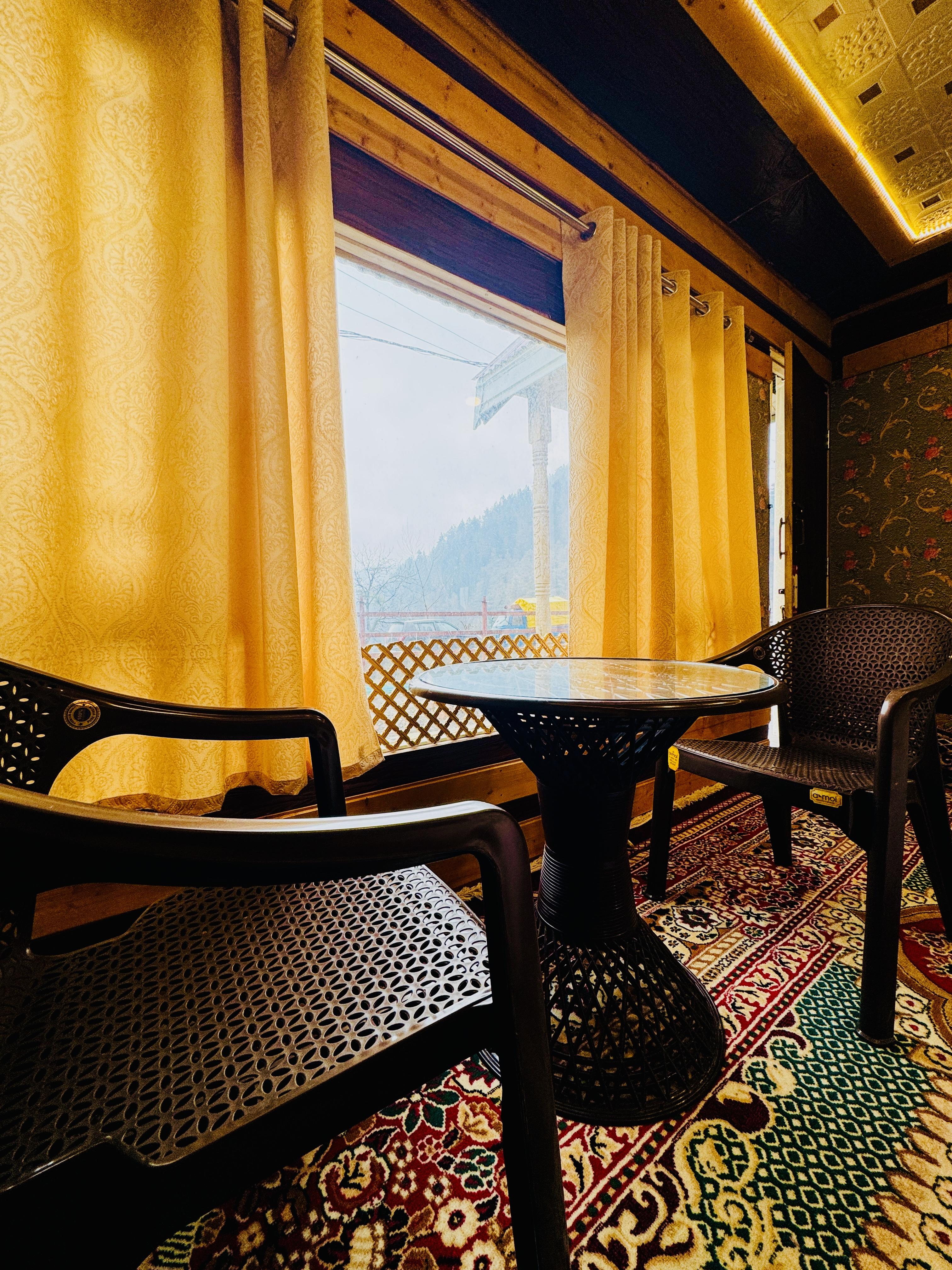 The Riverwood Resort Gulmarg - Tap to explore photos