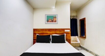 Hotel O New Hitech Inn Room Type - Classic