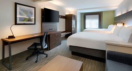Holiday Inn Express & Suites Tilton Room Type - 2 Queen Beds Suite Holiday Inn Express & Suites Tilton Room Type - 2 Queen Beds Suite