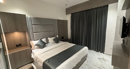 Hotel Pulse Town Room Type - Triple Bed
