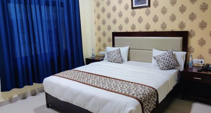 HOTEL SHAH'Z PALACE Room Type - Super Deluxe Room