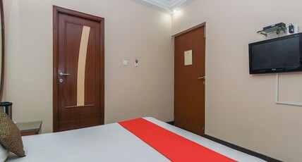 Hotel Ratnawali Room Type - Deluxe Room