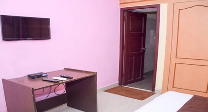 COMFORT INN Room Type - Double Bedroom