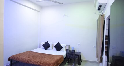 Hotel Jaanvi Room Type - Standard Room