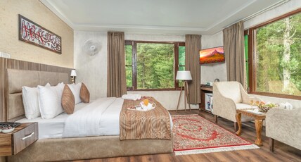 Hotel Grand Regenza | The Forest Front Room Type - Heated Premium Room