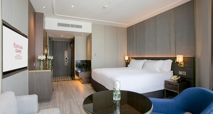 Centara Grand at CentralWorld Room Type - Club Superior Hollywood Centara Grand at CentralWorld Room Type - Club Superior Hollywood