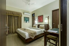 Zade House Apartment | Rooms & Restaurant