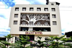Hotel Lumbinis Grand