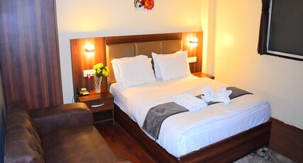Amba Regency Room Type - Deluxe Room