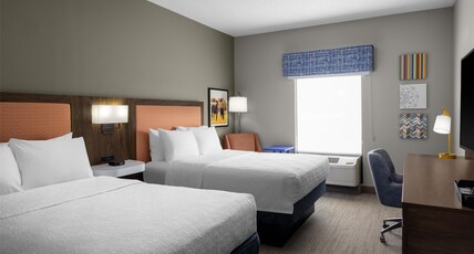 Hampton Inn Williamsburg Room Type - 2 QUEEN BEDS NONSMOKING