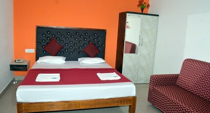 Baba Residency Room Type - Deluxe AC Room