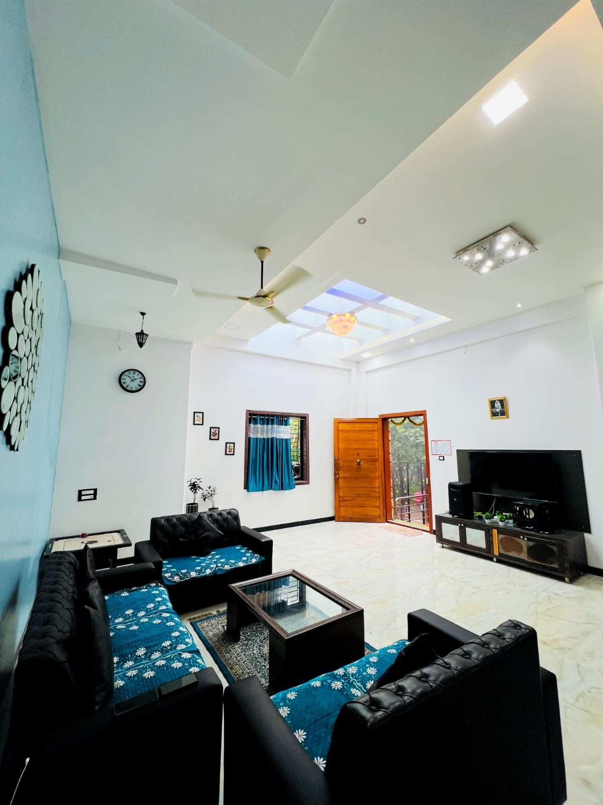 Main gallery