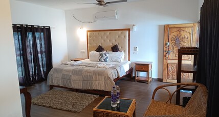 Mare Holidays Room Type - FIRST FLOOR SEA FACING AC ROOM WITH BALCONY
