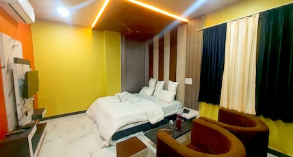 Hotel tanvi palace Room Type - Sweet Room AC