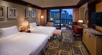 Hilton Qingdao Golden Beach Room Type - TWIN GUEST ROOM