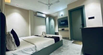 Hotel Balaji Inn Gurgaon Room Type - Super Deluxe Room