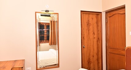 Shridham Homestay Room Type - 104 Deluxe AC Double Bedroom with Attached Private Bathroom