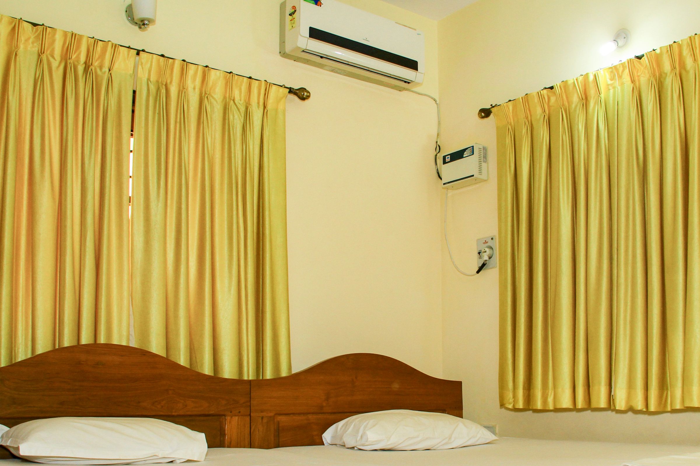 Saikunj Holiday Homes | Entire Apartment - Tap to explore photos