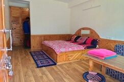 Aarav Chaaras Homestay